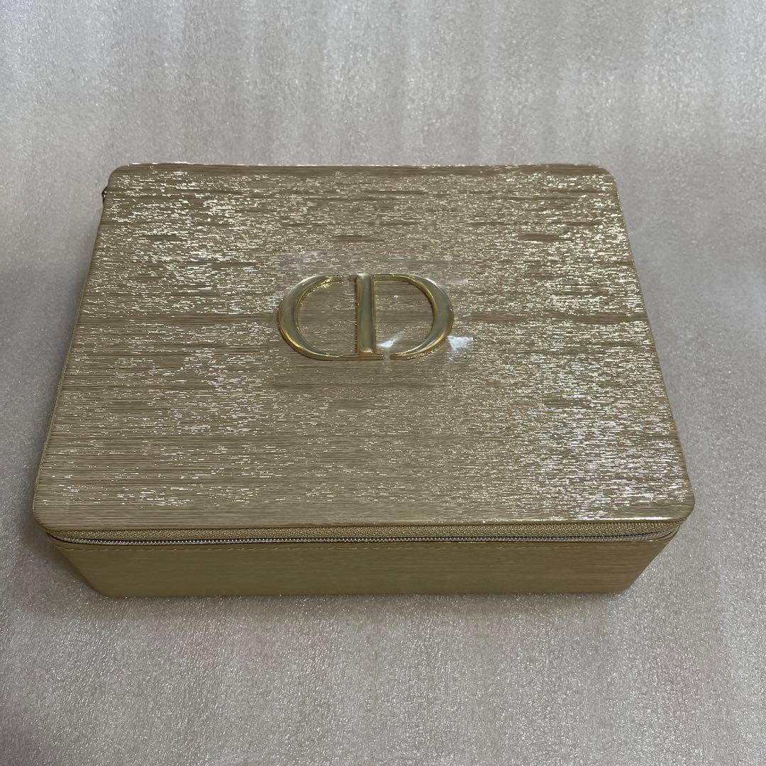 プレステージマイクロユイルドローズコフレ