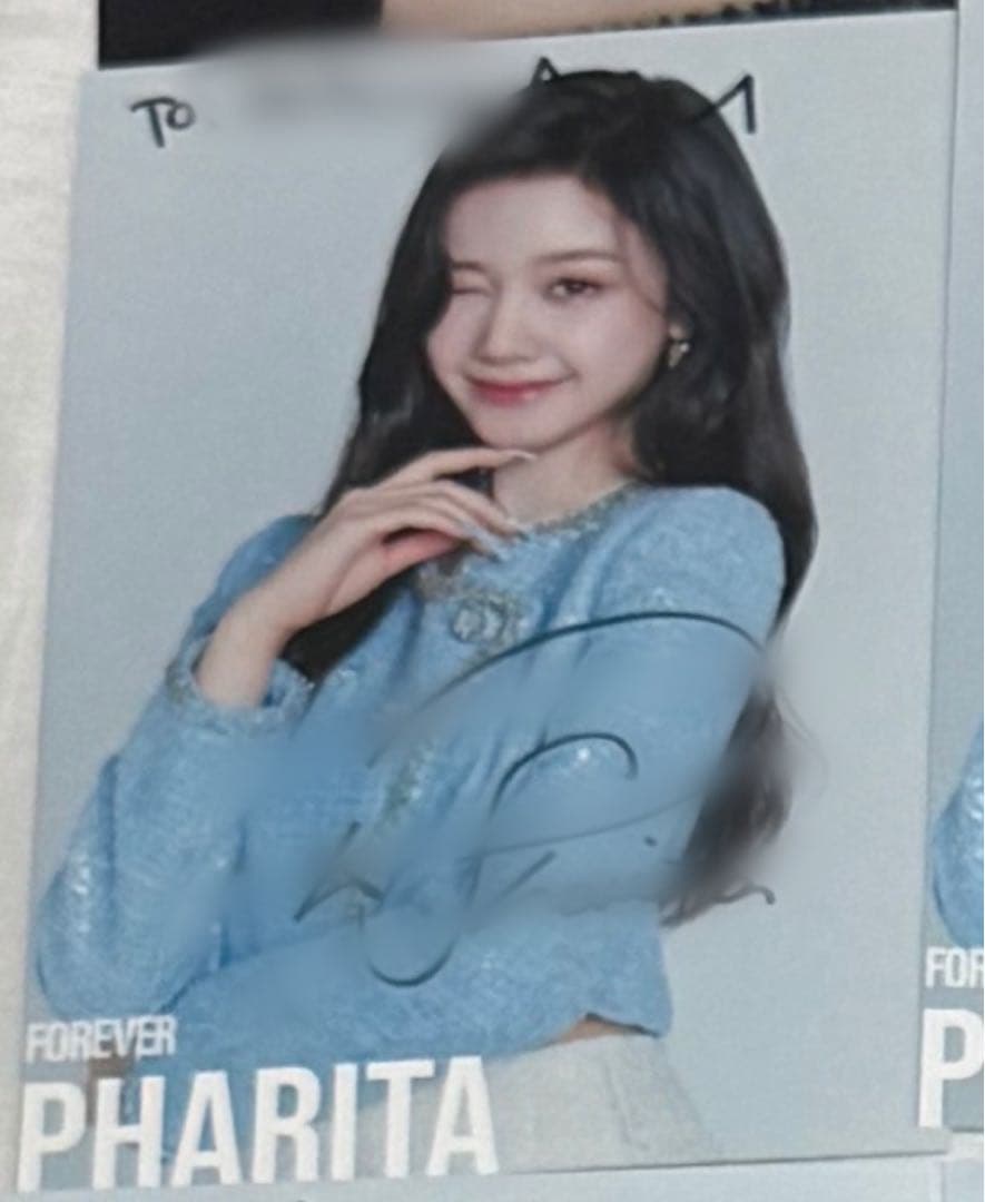 BABYMONSTER パリタ サイン 落書き