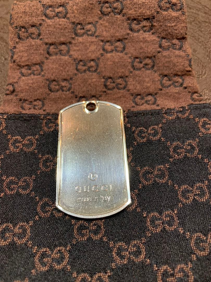 GUCCI ドッグタグ