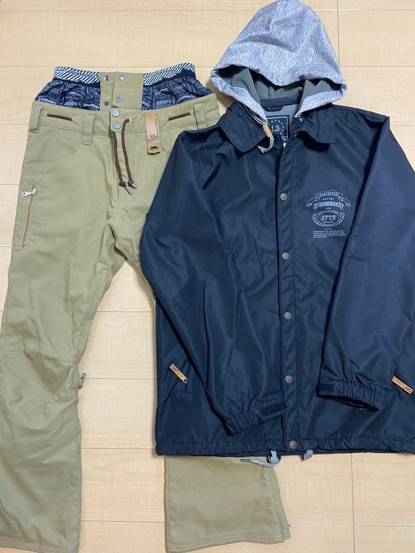 JACK FROST 13 スノーボードウェア 上下セット