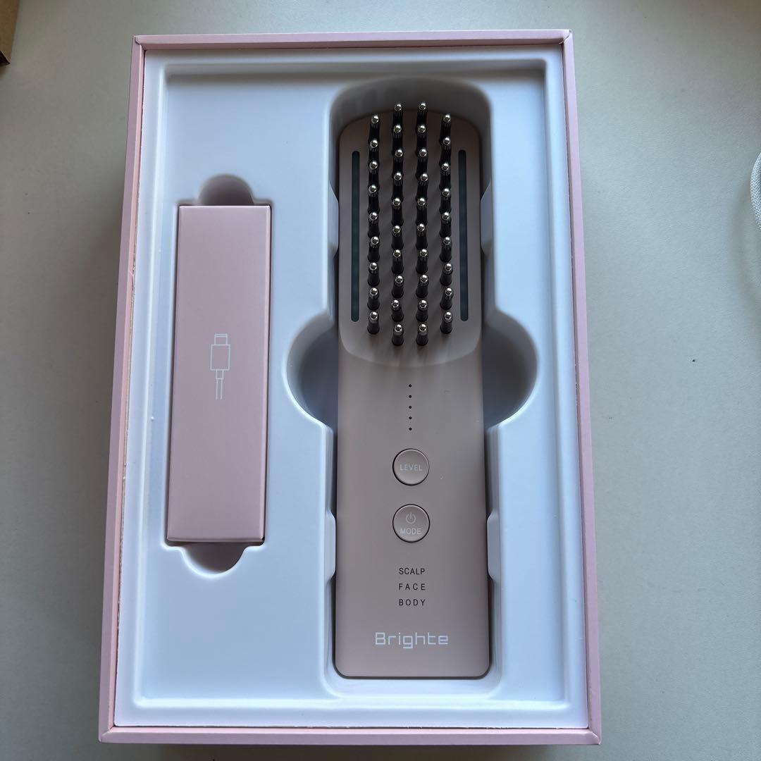 Brighte ELEKIBRUSH+ 美顔器　ピンク ブライト ブラシ型美顔器(ピンク) Brighte ELEKI BRUSH+ (ブライト