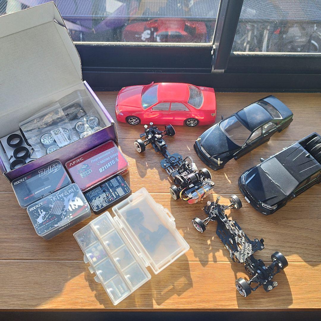 蚊車ラジコンACXWAとTGRACING2台セット