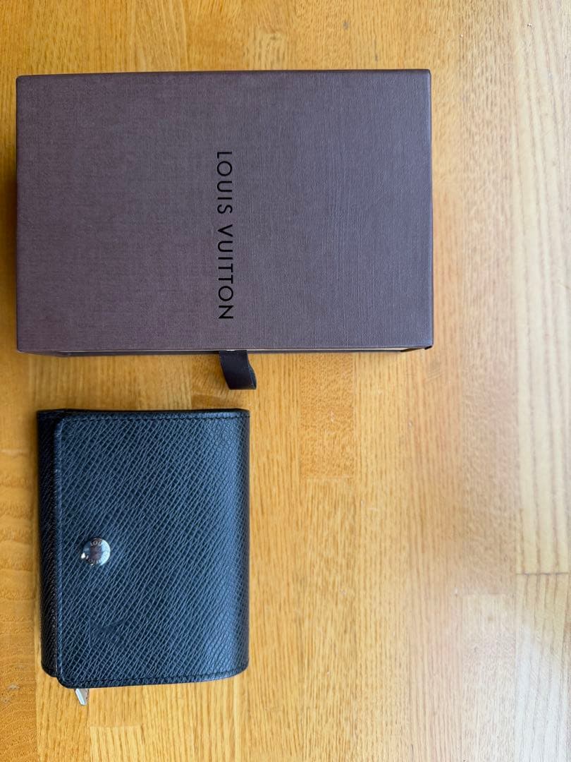 LOUIS VUITTON タイガ　ケース ブラック