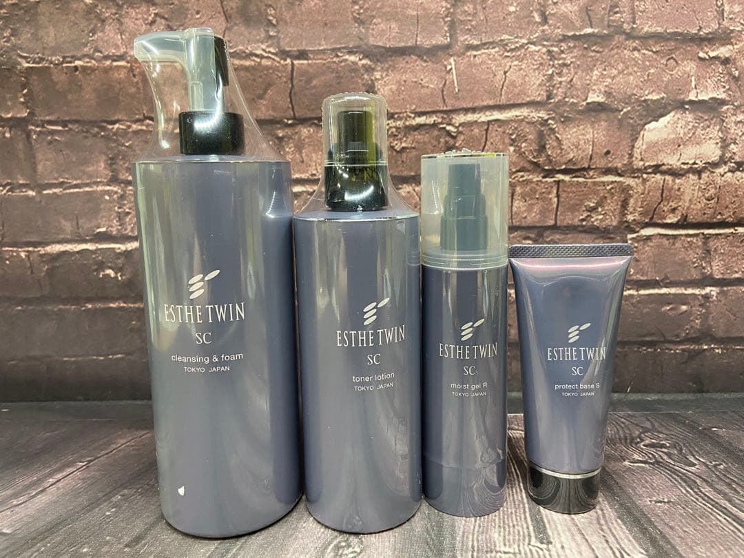 エステツイン　クレンジング　化粧水　ジェル状クリーム　化粧下地