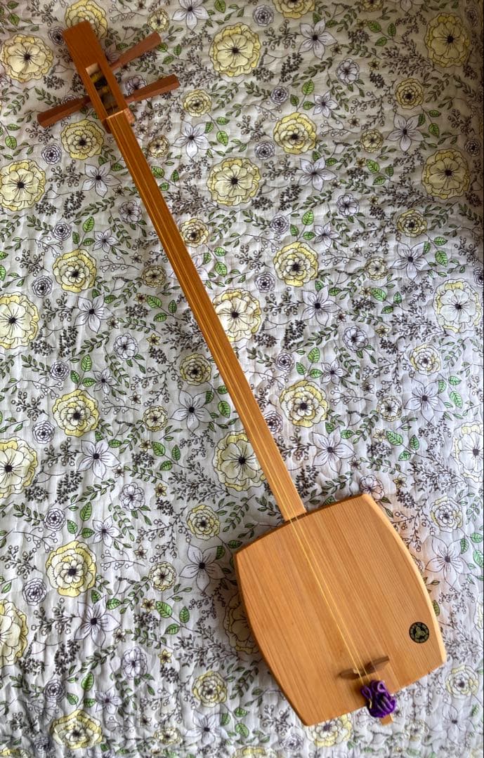 箱三味線　ごったん　黒木之製　木製三味線 3弦 紫色装飾 ごったん（ヒノキ） 楽器 三味線 工芸品 手作り 【深川木工芸】 D13