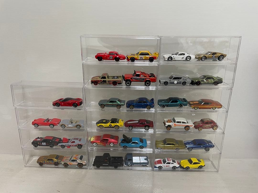 ミニカー ホットウィール、トミカ、その他31台セット 収納ケース付き