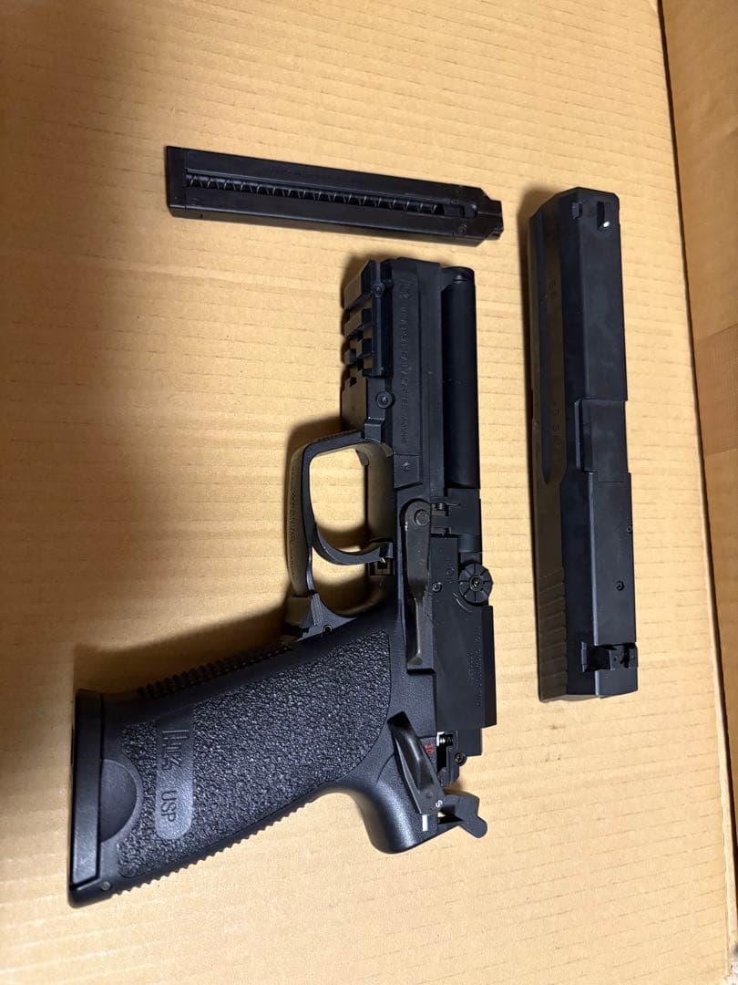 東京マルイ No.13 H&K USP 18歳以上電動ハンドガン Amazon.co.jp: 東京マルイ No.13 H&K USP 18歳以上電動ハンドガン