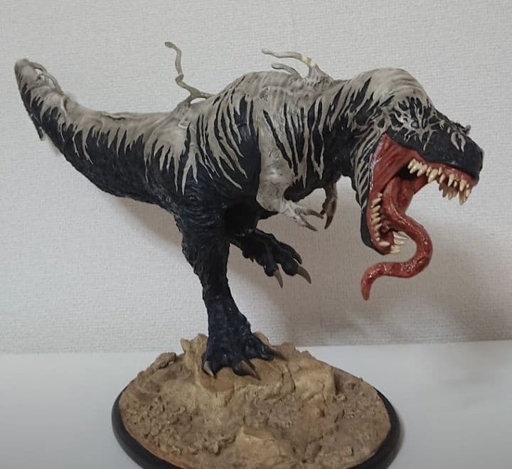 超希少　世界限定500体　ヴェノムサウルス　サイドショウ Amazon.co.jp: 超 世界限定500体 ヴェノムサウルス サイドショウ